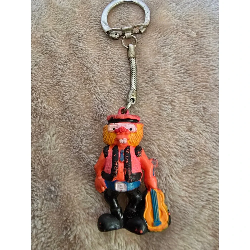 Vintage Dr. Teeth & the Electric Mayhem Jim Henson's Muppets franchise keychain.